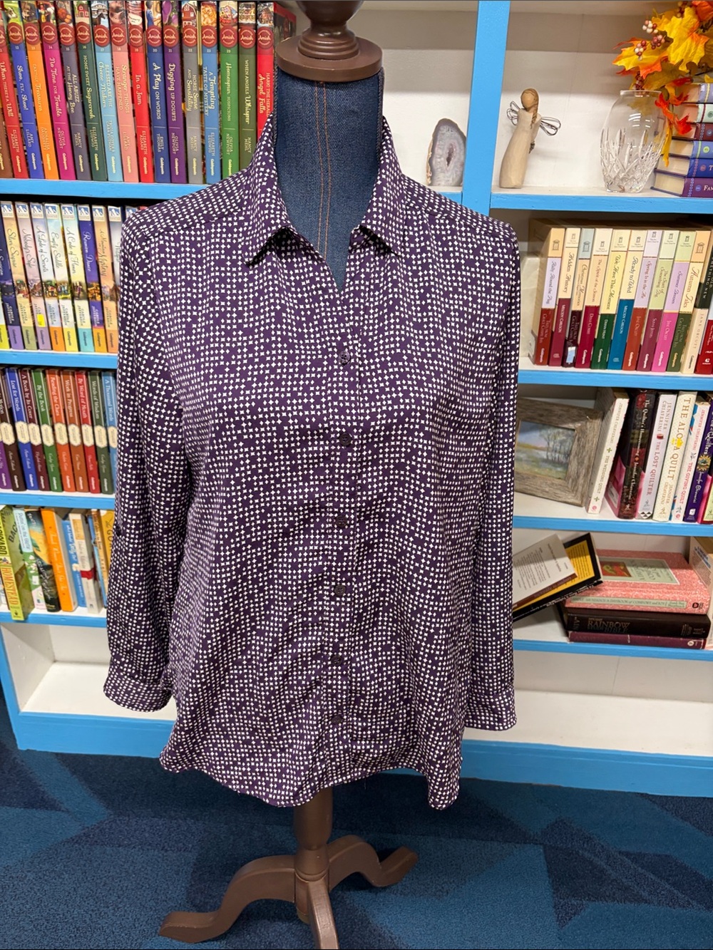 Chicos size large purple patterned blouse